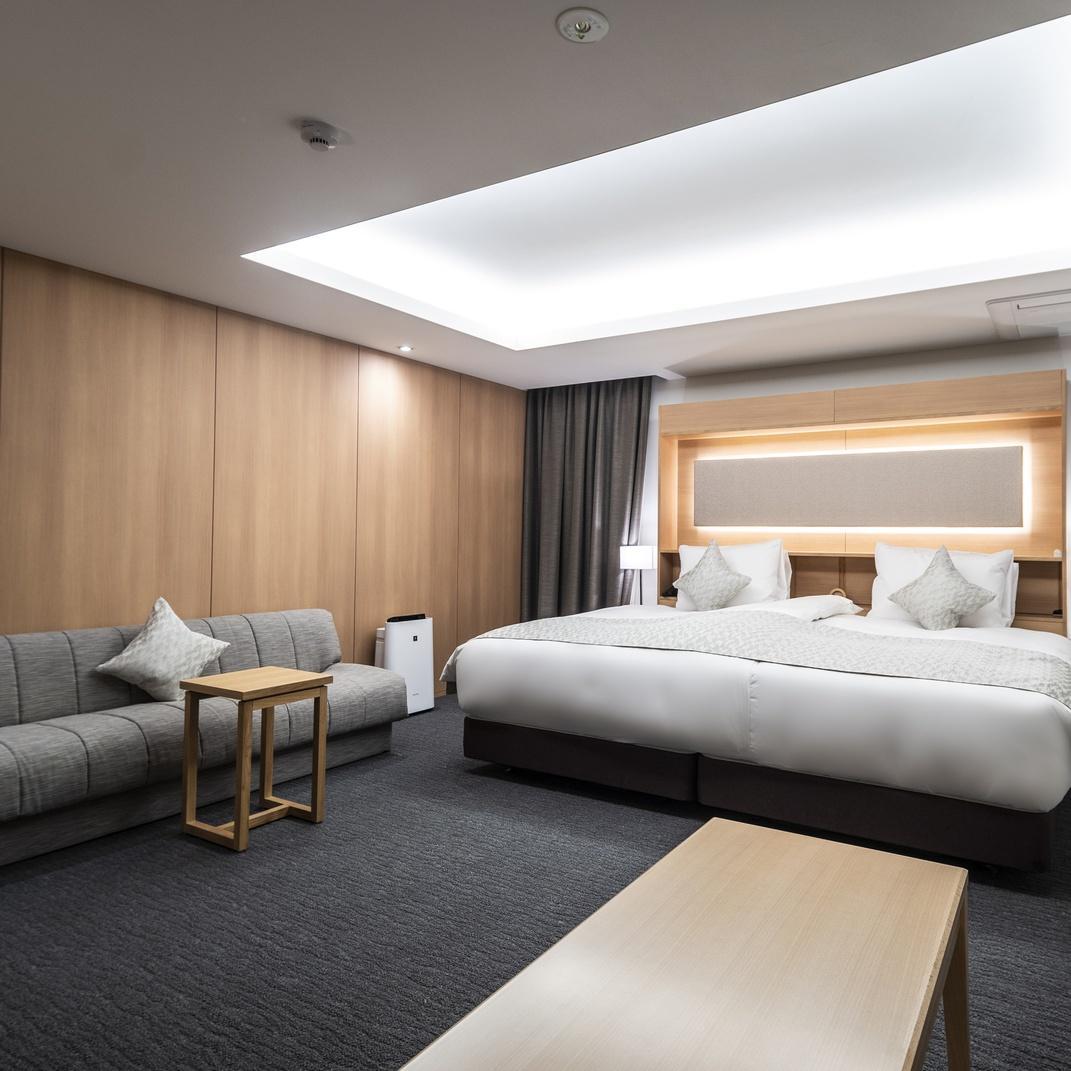 Kyoto Shijo Takakura Hotel Grandereverie Exterior photo