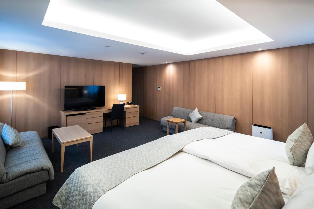 Kyoto Shijo Takakura Hotel Grandereverie Exterior photo
