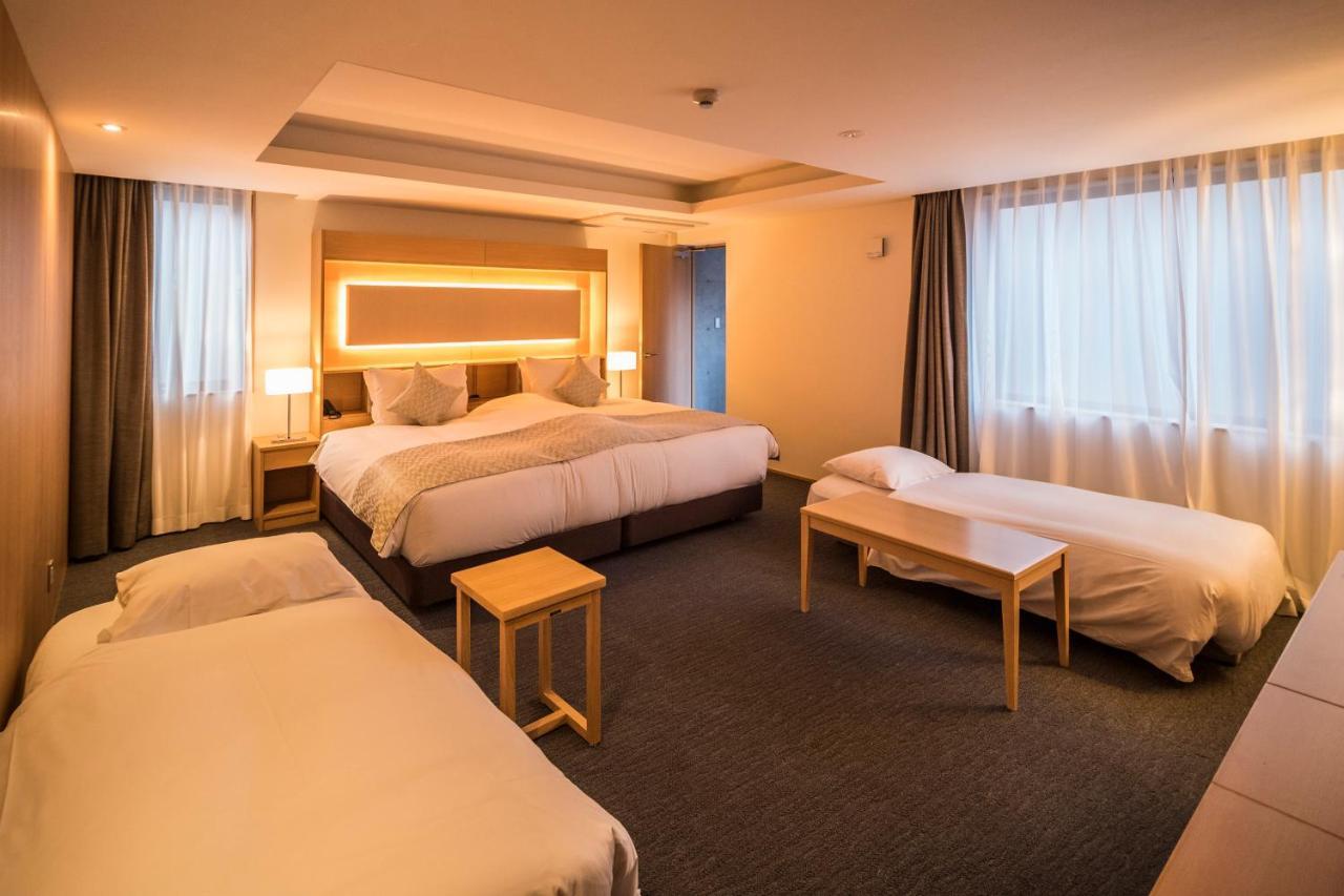 Kyoto Shijo Takakura Hotel Grandereverie Exterior photo